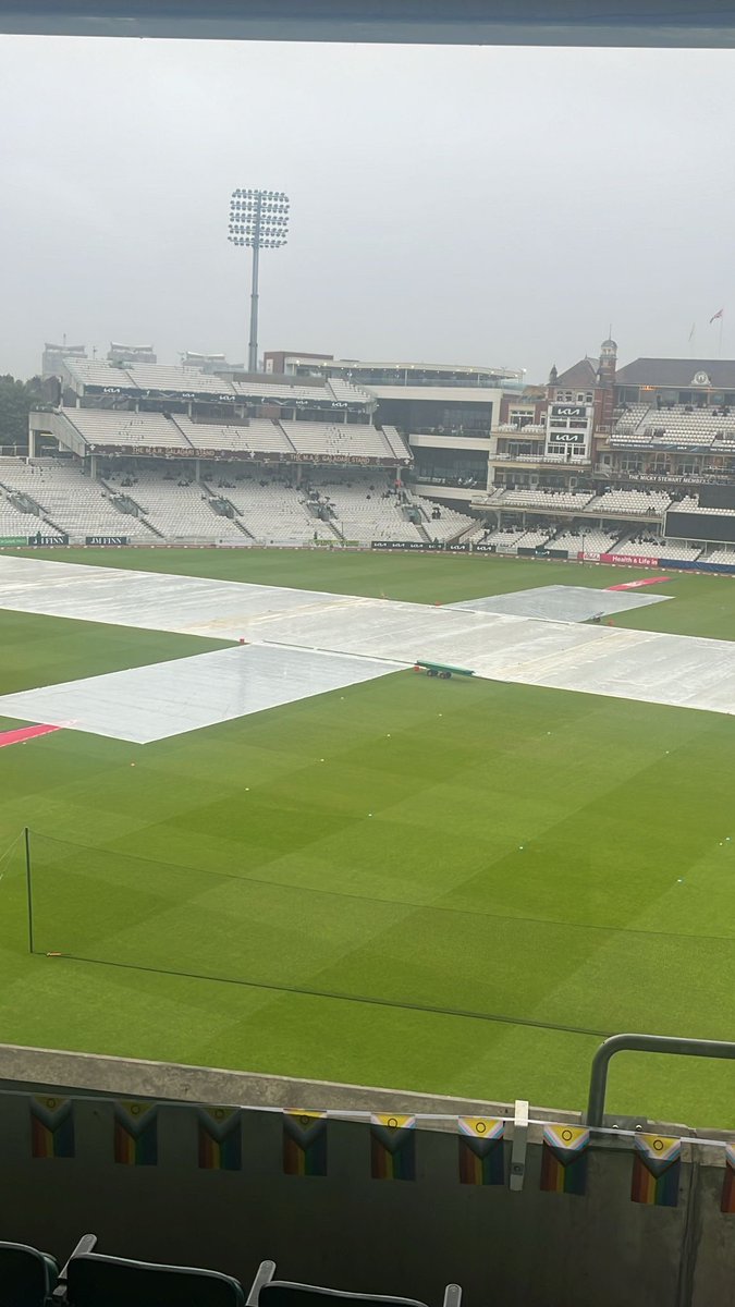 Proud Surrey tweet media