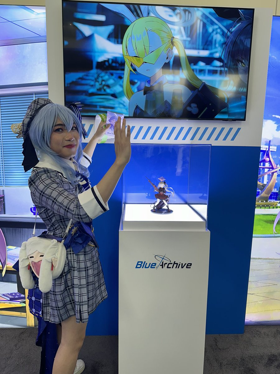FanGuyYou's tweet photo. #AX2024 #BlueArchive https://t.co/EEifrkFigk