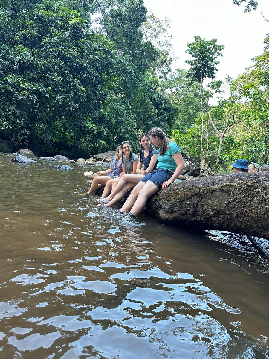 Queen's School Trips tweet media