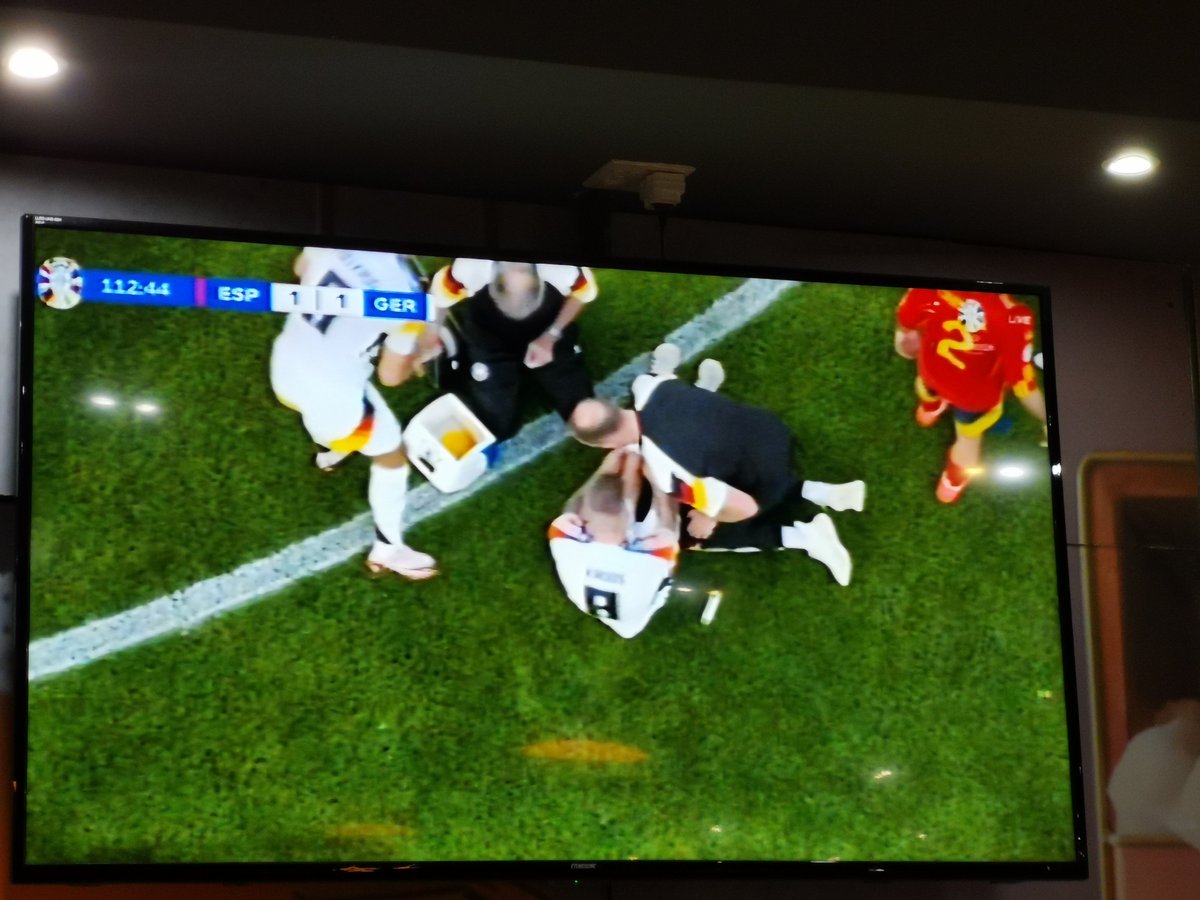 Spider cam has done the Germany physio dirty there

#ESPGER