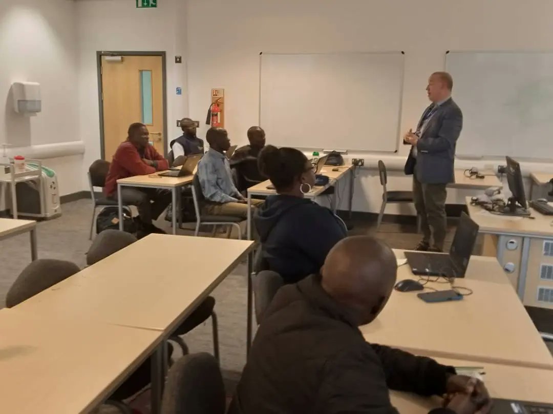 Happy Friday 😊 

For the second time this week, the Vice Chancellor of <a href="/HarperAdamsUni/">Harper Adams University</a>, Prof Ken Sloan, was in class for another round of interaction with our Marshal Papworth 2024 scholars.

Have a lovely weekend everyone! #knowledgeexchange #sustainablefarming #Scholarship