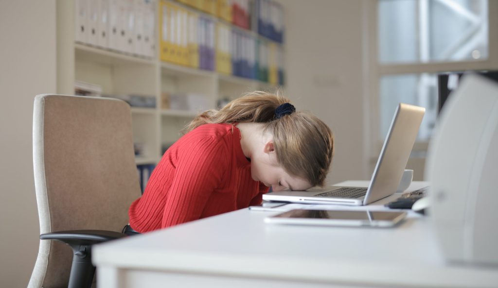 DeScruff's tweet image. I swear the kids who were in Highschool durring the pandemic never gained the skill to use their phones discretely.

Their best attempt always ends face down on the desk.