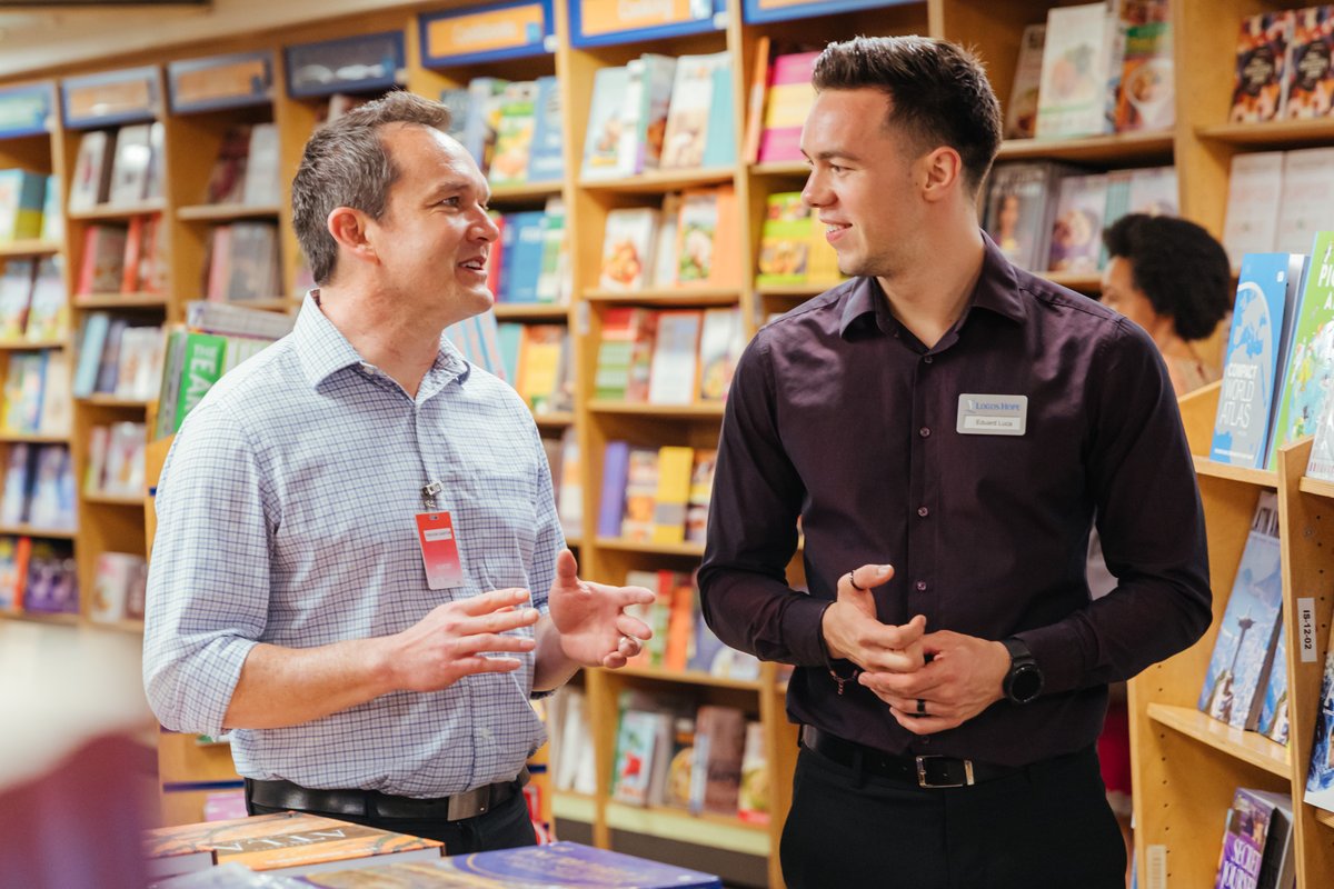 Today's #FridayPhoto is a celebration of Logos Hope's time in Cape Town! Thank you for your support during the ship's time here!

#LogosHope