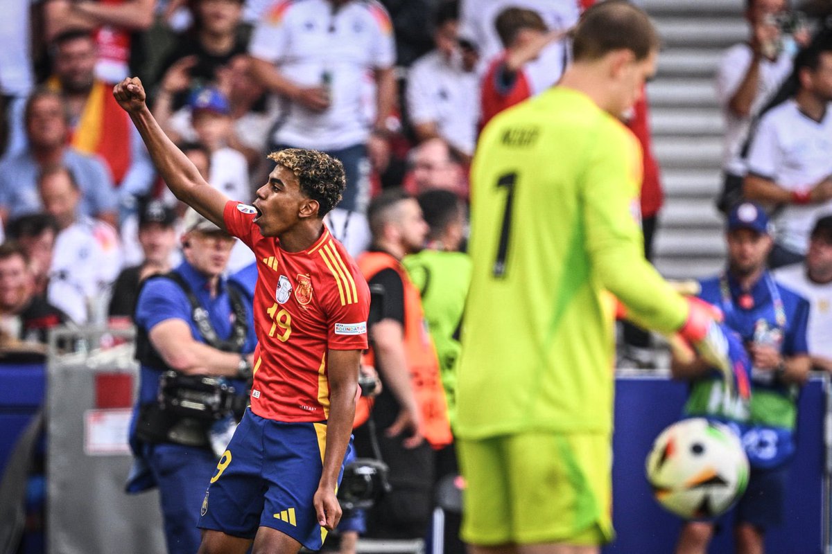 oosamamokhtar's tweet photo. 🚨 رســمــياً 🚨 

إسبانيا إلى نصف نهائي اليورو 🇪🇸

#EURO2024 https://t.co/Mxh9f2TryC
