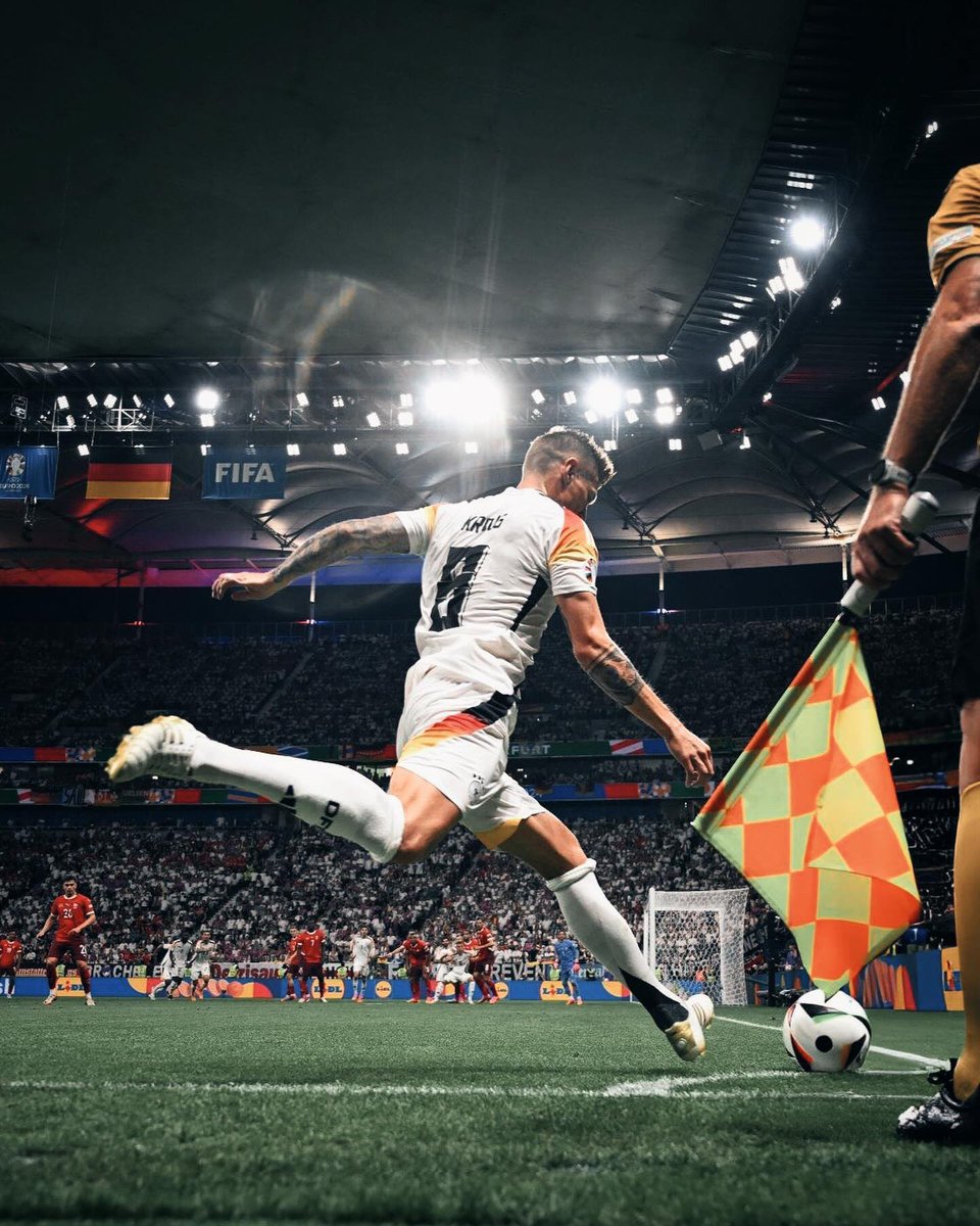 BK1UZe4FbtW6Zpd's tweet photo. #DankeKroos https://t.co/Nrmj56jVOk
