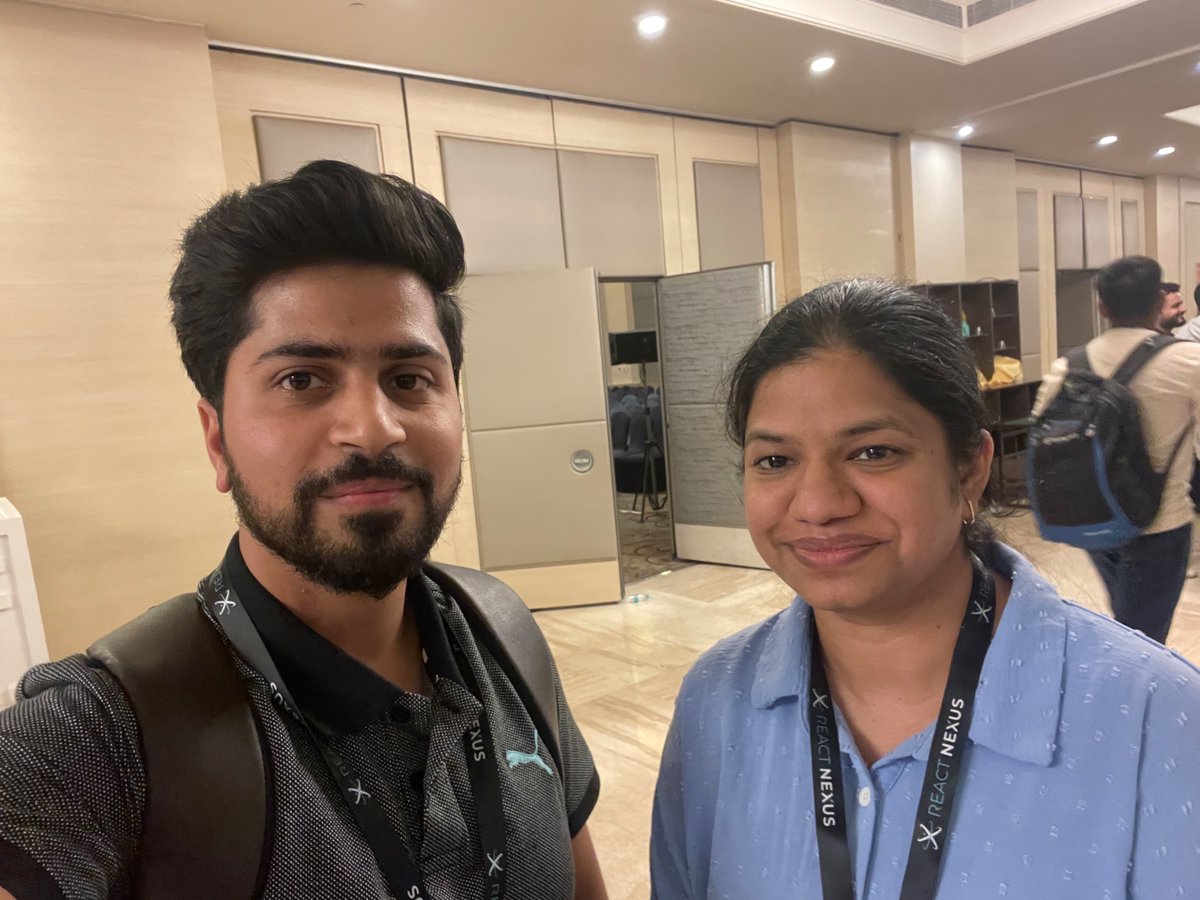 __junaidshah's tweet image. Meeting @hellonehha  in person was pretty cool

Her talk on accessibility was amazing 

#ReactNexus