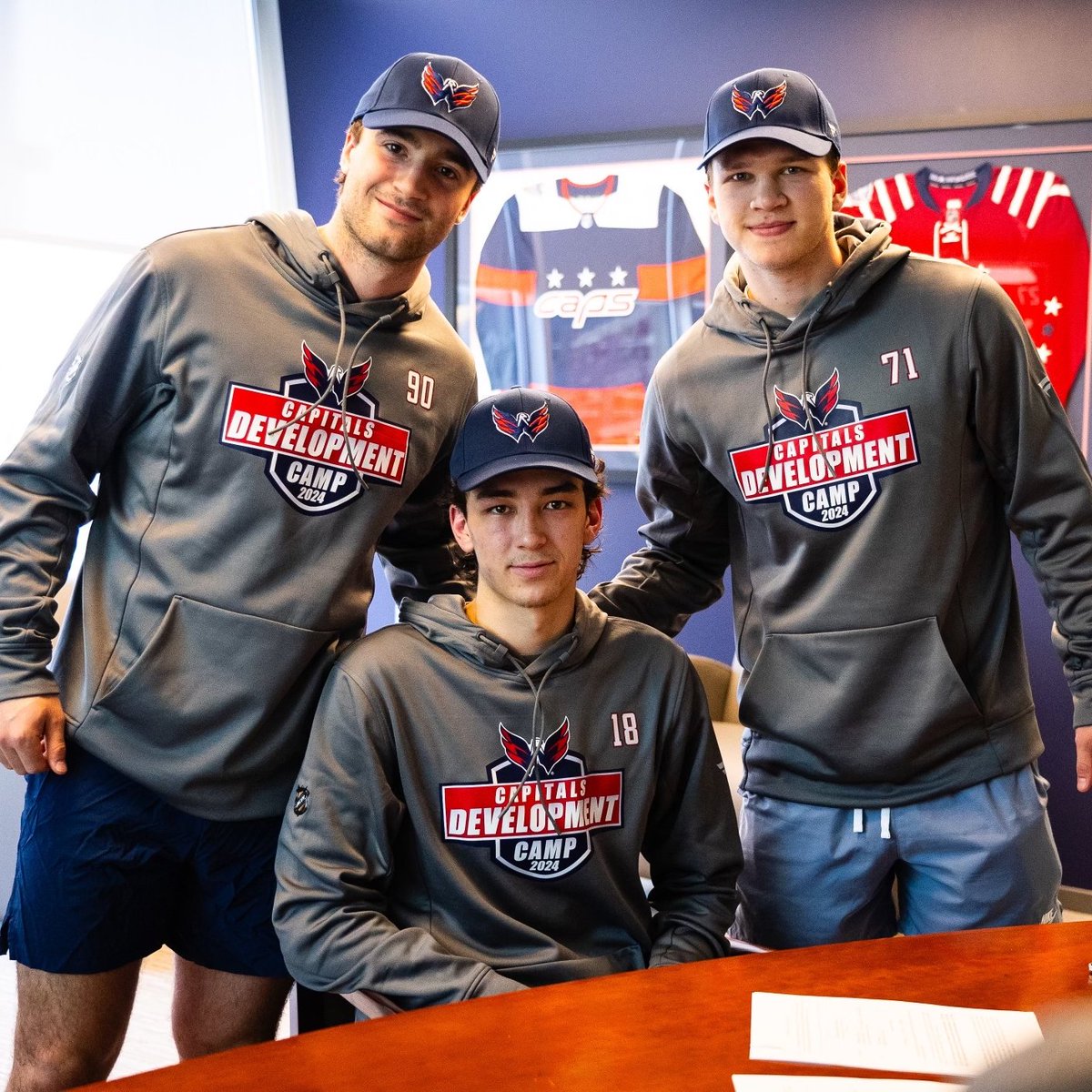 PGCougars's tweet photo. Terik Parascak was surrounded by his guys when he signed his contract with the @Capitals  🥹 https://t.co/KfAwBEoeuN