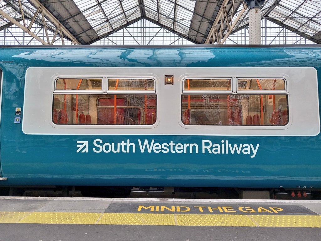 JonFray's tweet image. Travelling back in time in a shiny British Rail Blue and Minerva grey train. #Class455