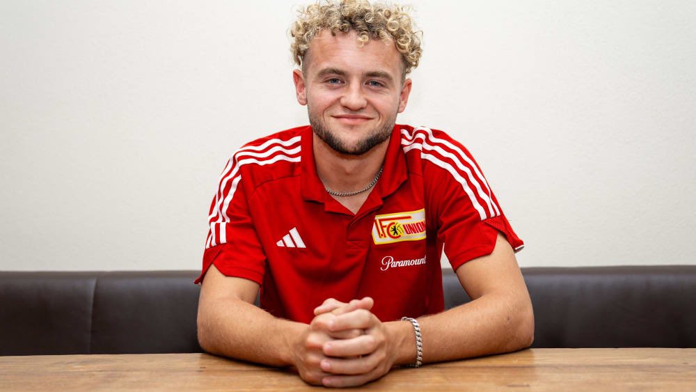 UnionersIndo's tweet photo. Umm... guys, maybe u need him? @DFB_Team https://t.co/bAN9A8dQC1