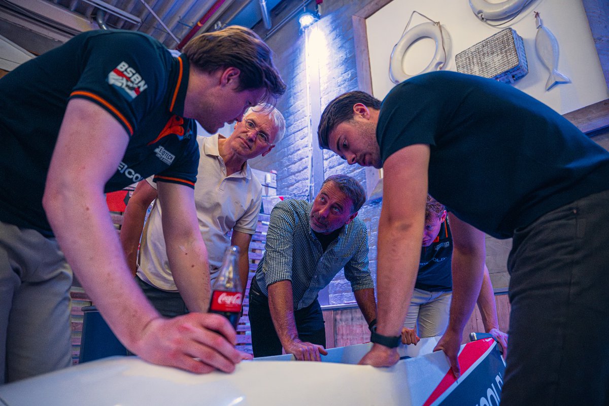 Dutch_Sliding's tweet image. This week, several athletes and coach Ivo de Bruin were present at the annual barbecue of our main sponsor NewCold. 

It was a fantastic evening of connecting, sharing experiences, and even trying out a virtual bobsleigh descent!

#teamnewcold #newcold #dutchsliding #bsbn