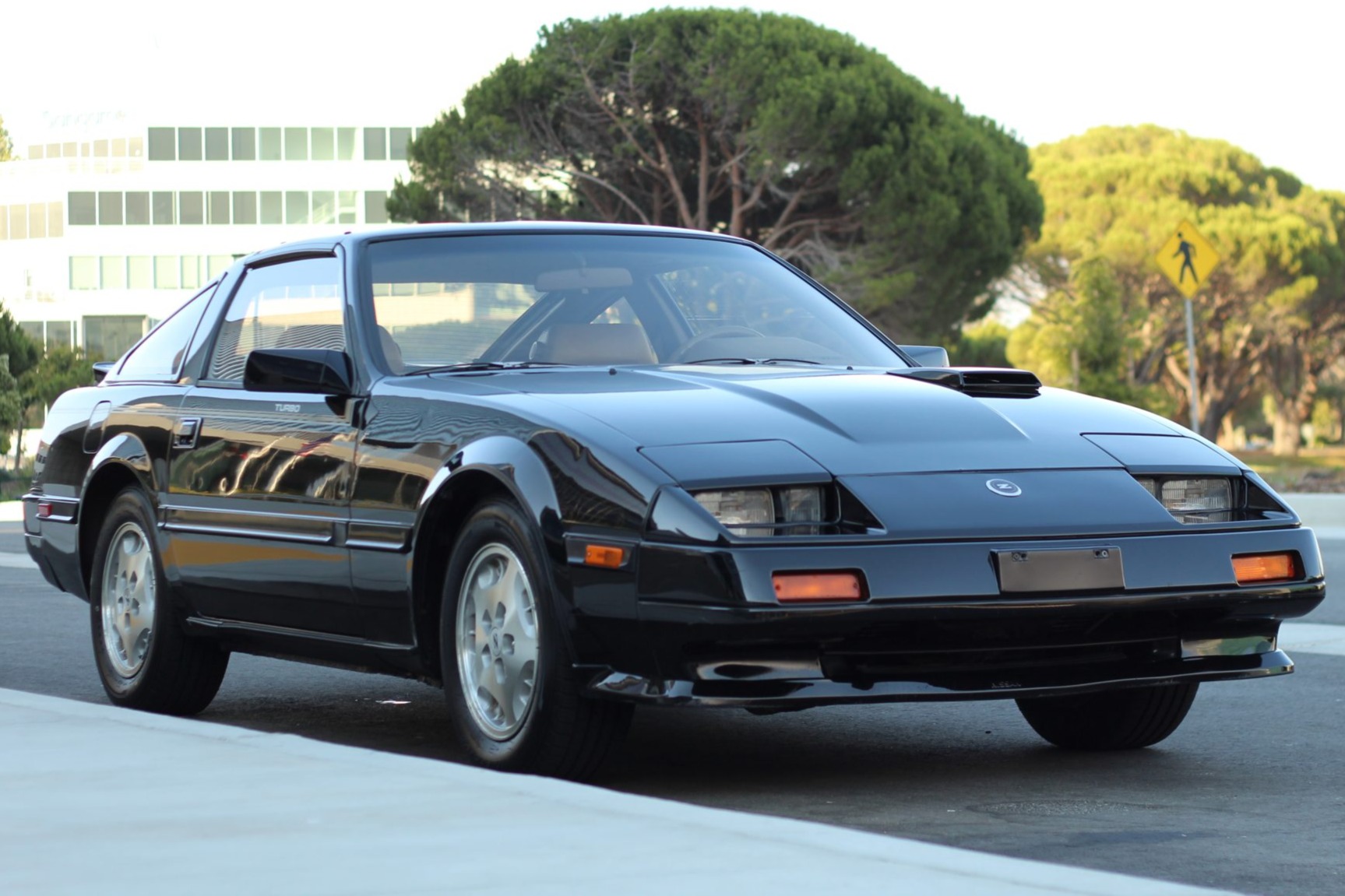 ナツヒ 1984 Nissan 300ZX Turbo 5-Speed VIN: JN1CZ14S5EX014983