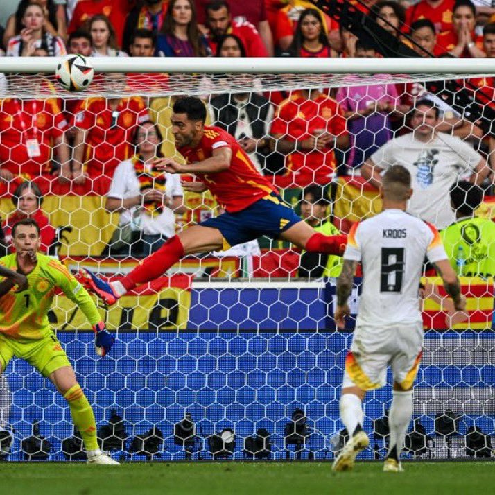 La última jugada de la carrera de Toni Kroos.