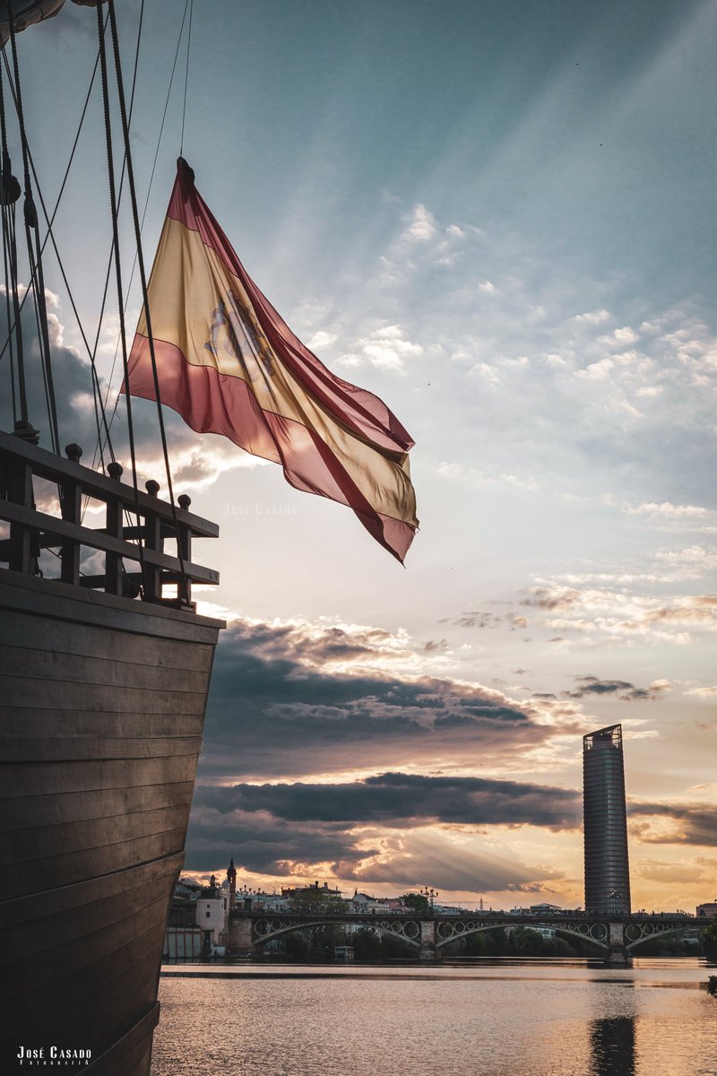 JCasadoFotos's tweet photo. El galeón sigue navegando 🇪🇸 

#Eurocopa2024 #EURO2024 https://t.co/10ChV39prU