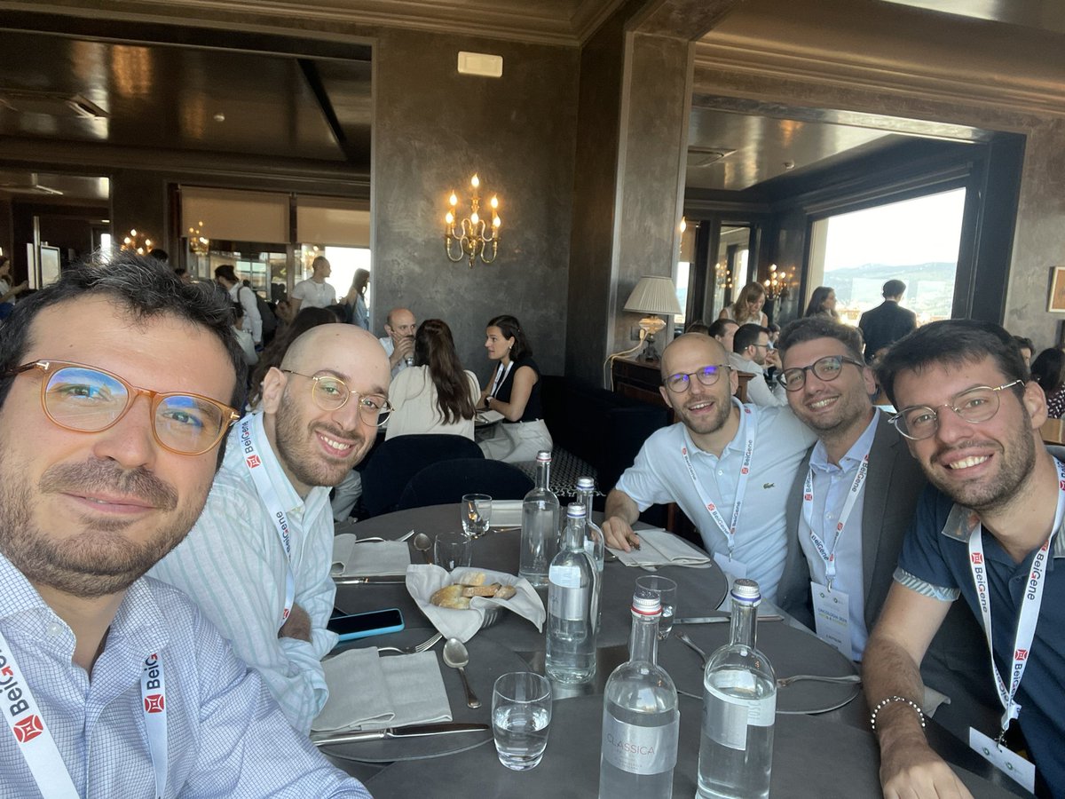 andrea_franza's tweet photo. Smashing out day 1 of #aiomgiovani annual meeting:  so many brilliant presentations in a wonderful location! And of course, sharing it with good  old friends

@AIOMtweet @AiomFondazione https://t.co/y7RTJJvHkg
