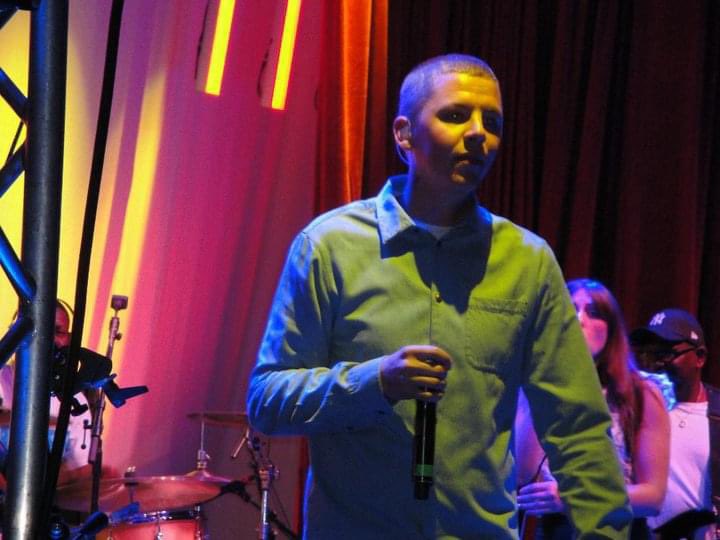 Rachel_Doyle72's tweet photo. Wow! 14 years ago seeing Professor Green in Abbey Road Studios!
Me and Pro Green, Abbey Road Studios, EMI showcase, 1 July 2010
@professorgreen @AbbeyRoad #EMIShowcase #ProGreen https://t.co/FjcEqK66n7