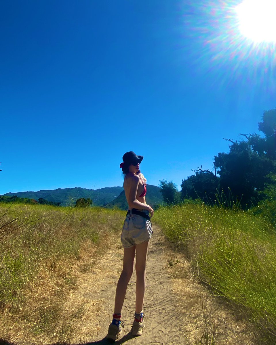 Miley was right, the sky is more blue in Malibu