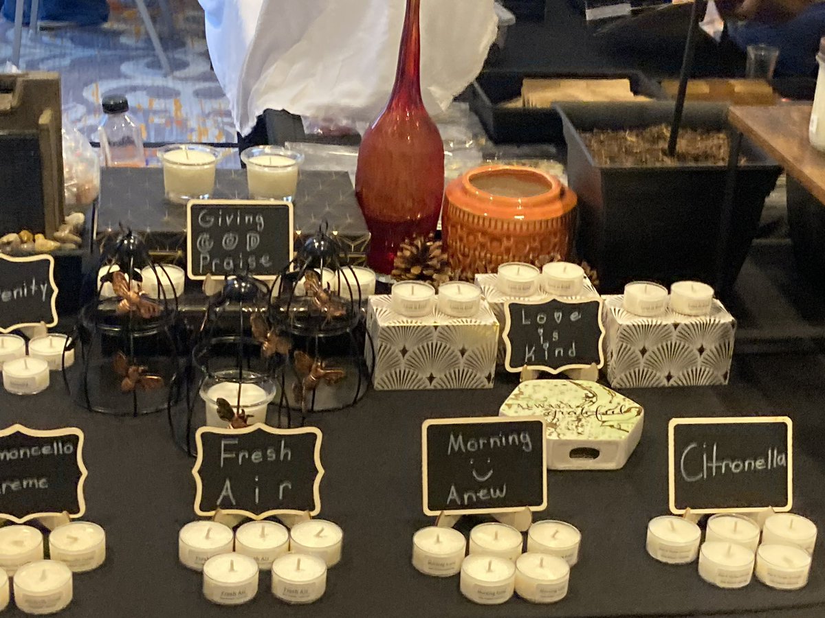 bryce_md's tweet image. For anybody that’s at or going to Essence Festival, u should visit my mom’s table🙂she’s selling homemade candles that smell good &amp;amp; comes w/a nice message. She’s located at 1001 S Peters St. at the Hilton Garden Inn🕯️ #ESSENCEfest30 #ESSENCEFest