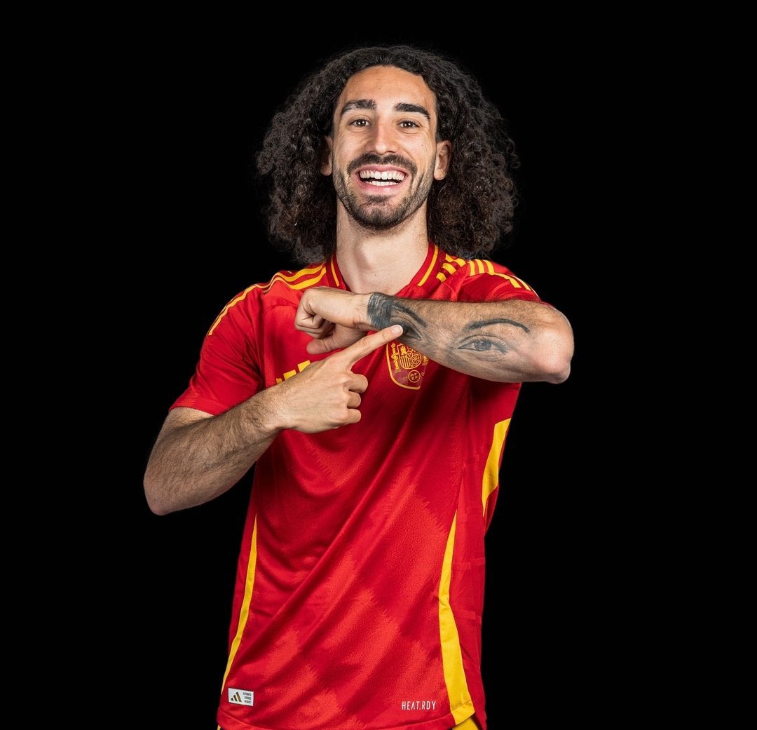 Lennyficate's tweet photo. Naja gut mit dem Tattoo am Arm ist es natürlich n Kopfball gewesen. My bad. #GERESP https://t.co/NYR2bTRKKW