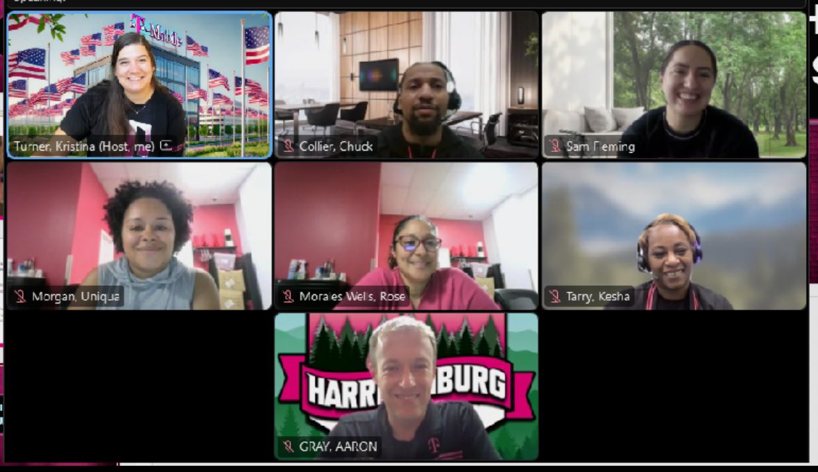 TrainerTinaT's tweet photo. Experience Store and Leading In Experience workshops this week! Pumped for this fresh batch of Sr Mobile Experts and leaders to seriously serve our customers! Westchester, Flat Iron Building, Harrisonburg, Reston, Albany LETS GO! #OneTeamTogether #MagentaFam @TMobile  @JonFreier https://t.co/f1BWeAbhag