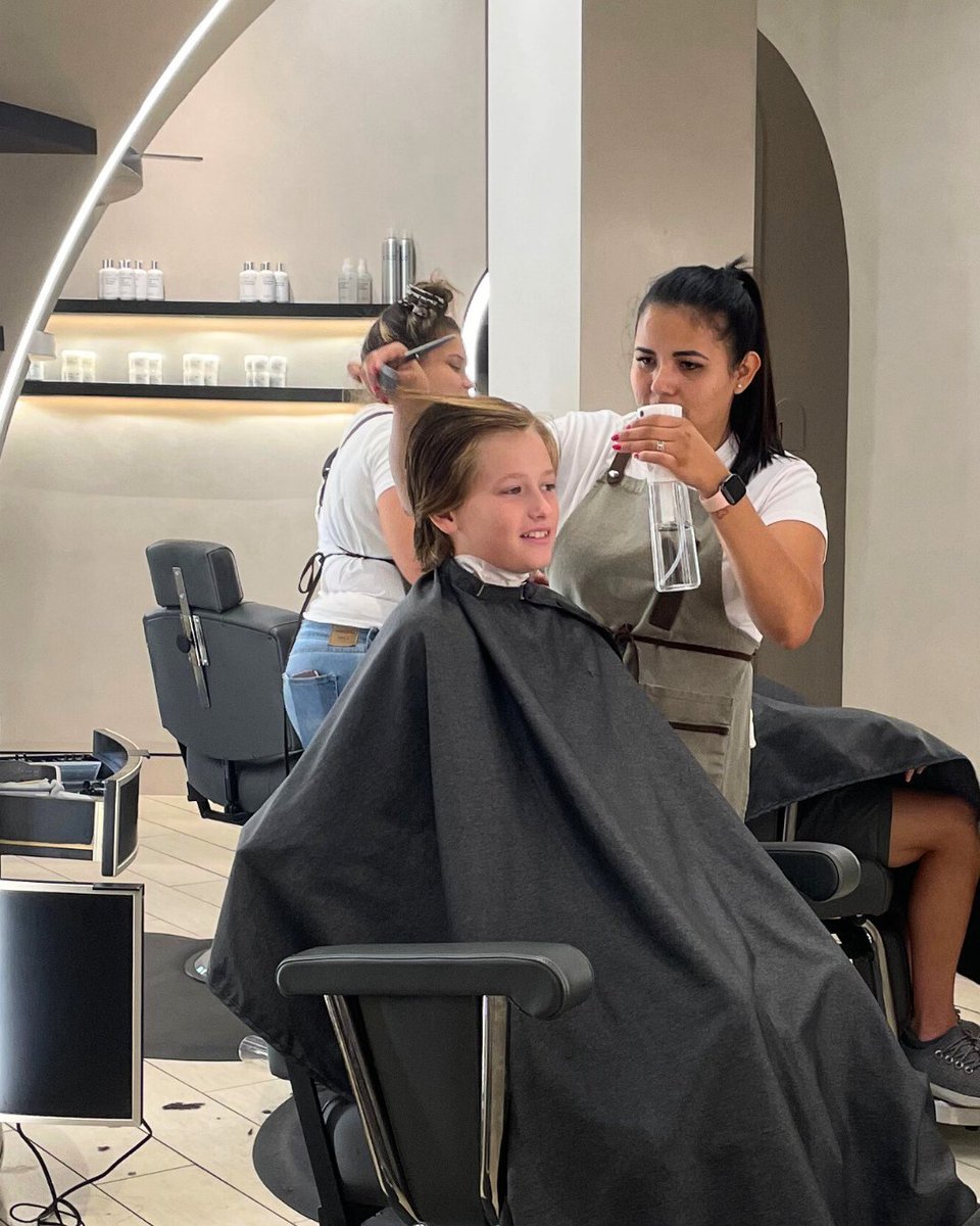 Treadwell_men's tweet photo. Look at that smile! Little one loves our haircut! Bring your kiddo in for a trim and watch them light up with joy. 😄✂️

#kidscut #kidshairstyles #kidshaircare #littletreads #boyshaircut #treadwellhaircuts #grooming #treadwell #houstonbarbers #houstonbarber #houstonbarbershop https://t.co/plW5Mv0H0N