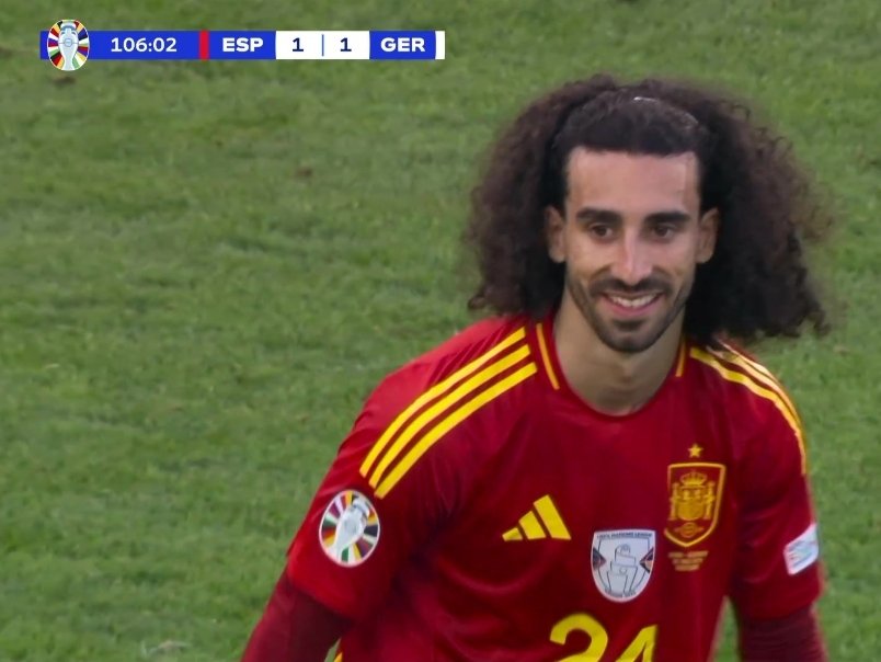 JPBargo's tweet photo. Porque todos los jugones sonríen igual. 

#cucurella https://t.co/N2TCxXvhgp