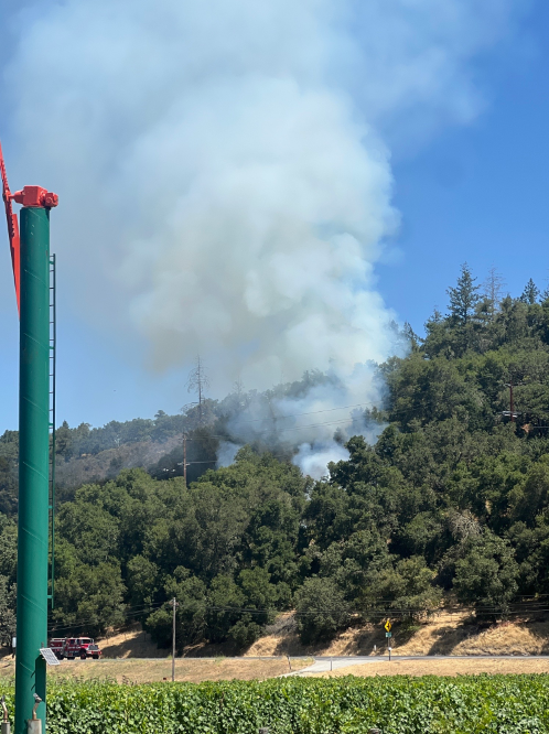 NapaSheriff's tweet photo. Fires in Napa County
Currently, we have two new fires in Napa County, both in St. Helena.
1) Silverado Fire - Silverado Trail near HWY 128 (currently 1 acre)
2) Conn Fire - Silverado Trail, near Zinfandel Lane (currently 1 acre) https://t.co/mqRp5PnAyi