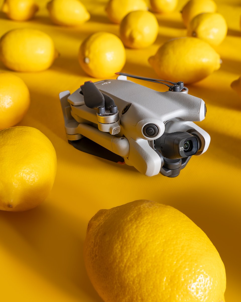 DJIGlobal's tweet photo. Experience ultimate portability with the DJI Mini 4 Pro! 🪶
It's compact enough to fit in your bag and is ready to capture stunning aerial shots wherever your adventures take you. 📷 IG: sixcentdouze https://t.co/BE6M954tKJ