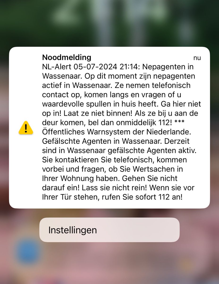 regio15's tweet photo. Vanavond is een NL-Alert verzonden voor de inwoners van #Wassenaar en omgeving, waar nepagenten actief zijn en die al verschillende slachtoffers hebben gemaakt! https://t.co/X1q8FobCgv