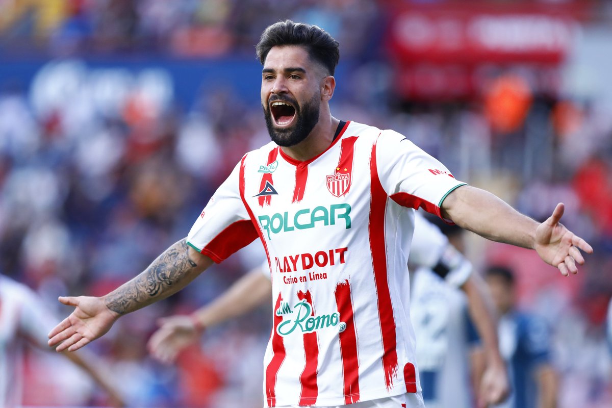 Banfield debe pagarle 2.5 millones a Necaxa.