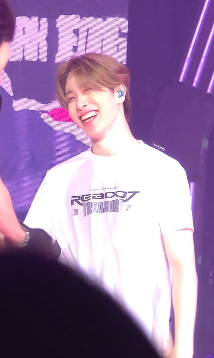 ୧ ‧₊˚ 🖤🤍 ⋅ ☆