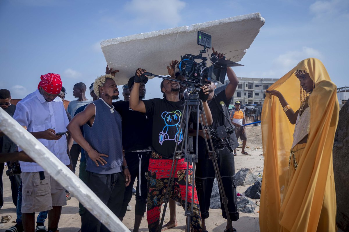 ulthemovie's tweet photo. Some #BTS of the beautiful frames created for the music video of 🇭🇹‘Creole Roots’🇭🇹 from the #soundtrack🎶 of #ThisUnexpectedLove the #Movie. 🇳🇬🎬🇭🇹
—
Check the #LinkInBio to watch the full video. https://t.co/HRWn3tVVDD