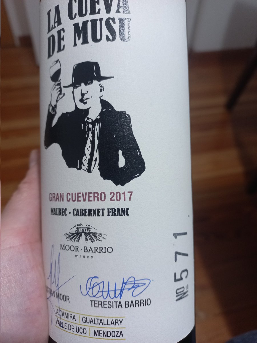 Botella 571
GLO - RIO - SA!