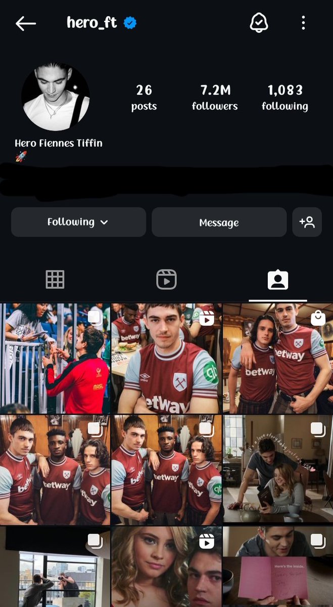 Remember how that felt when you can't take a photo with the Hero. Look at this! God gives you more. You are one frame now with  Hero and it is on his tagged page. Congratulations dear <a href="/itzamultifandom/">Average gal | either listening or watching</a>