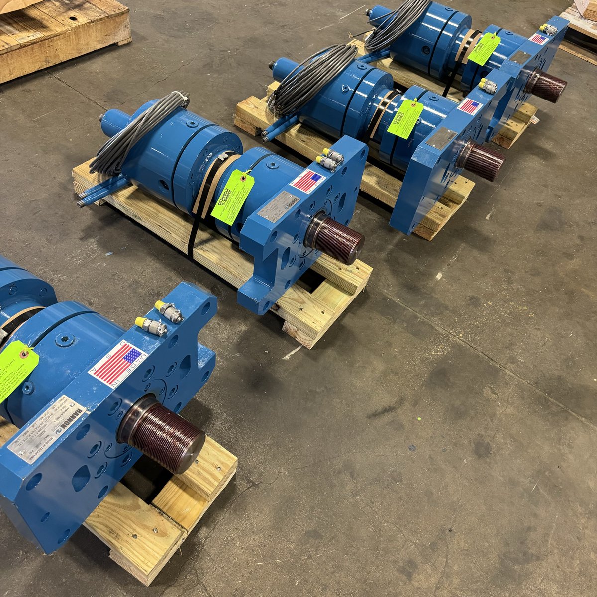 HannonHydLLC's tweet photo. Built right, oil tight, heavy duty, never light. #hydraulics #Cylinder #madeinamerica #marketing https://t.co/VpvsDtUkm4