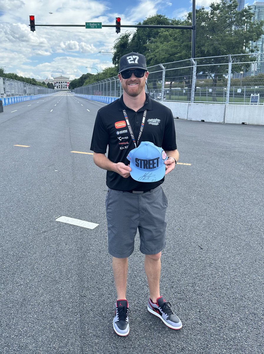 JebBurtonRacing's tweet image. Retweet and Follow me to win this signed Street course hat. Winner picked tomorrow.