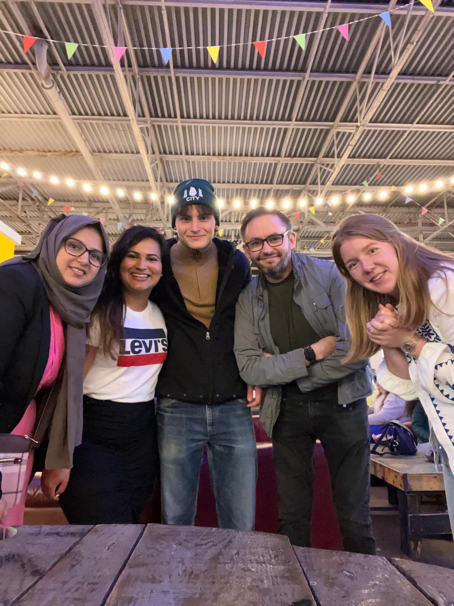 Narration tweet media