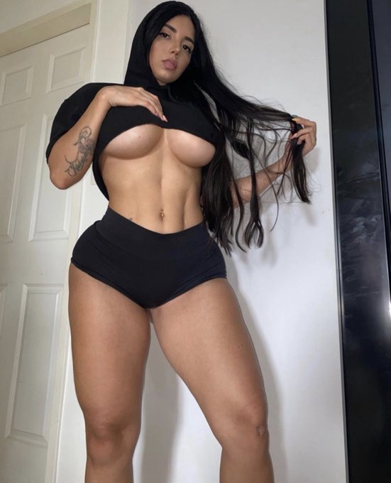 Te gusta el sexting ? ? ?

Recuerden en mi whatsapp tendrás  una atención personalizada, hablarán conmigo