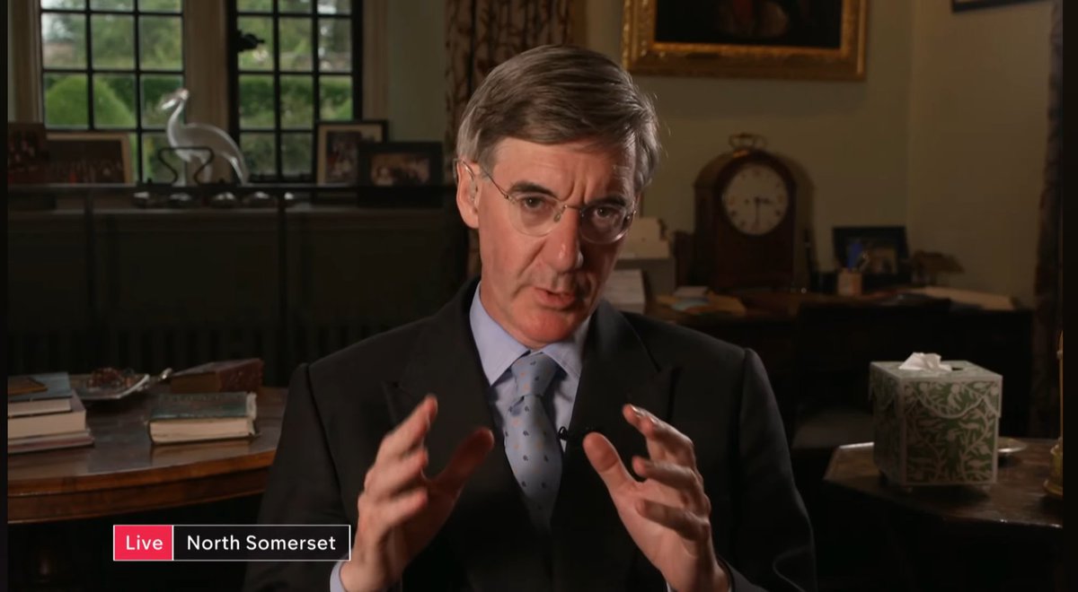 OperaCreep's tweet image. Is that a crystal Dodo at the window? Nice touch to have the box of tissues 😂 #howappropriate