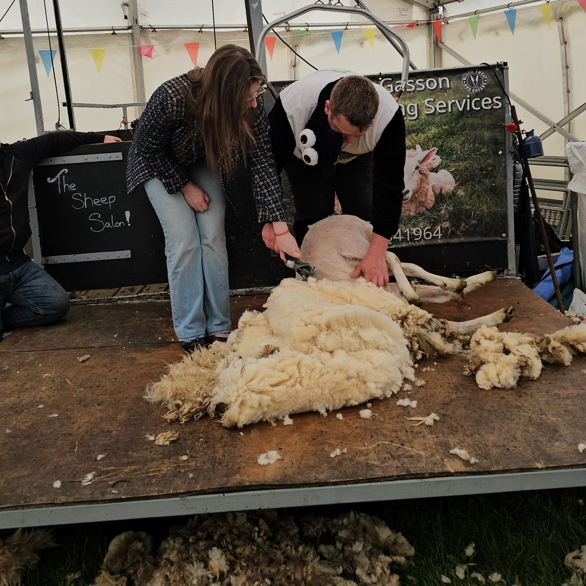 MeadeJordan's tweet photo. Despite the rain, it was excellent to spend the day at @kentcountyshow. 
With the 4th largest agricultural workforce in the country, it is important that we value the significant contribution that farming and agriculture brings to the Kent economy. https://t.co/woWbx2uhG4