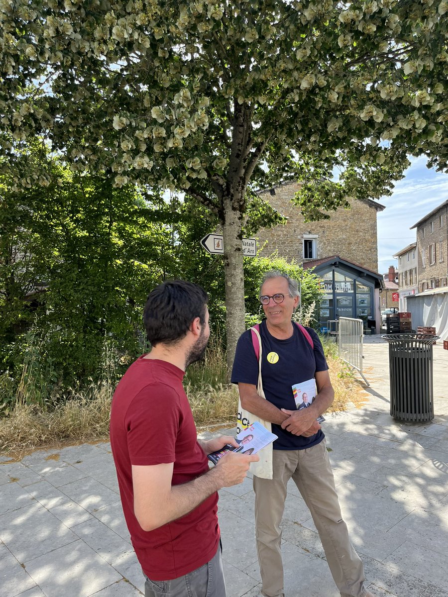 Un immense merci à <a href="/Reymbaut2024/">Anne Reymbaut</a>, candidate PS pour la 8e circo du Rhône, pour son engagement et à tous les militants présents ! 

Ensemble, nous disons NON à l’extrême droite. 💪🗳️ 

#AvecAnneReymbaut #PS2024 #StopExtrêmeDroite #8eCircoRhône #NouveauFrontPopulaire #legislatives
