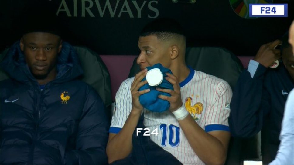 🚨🚨🚨🚨🚨🚨🚨

مبابي يغادر ❌

#EURO2024
#البرتغال_فرنسا