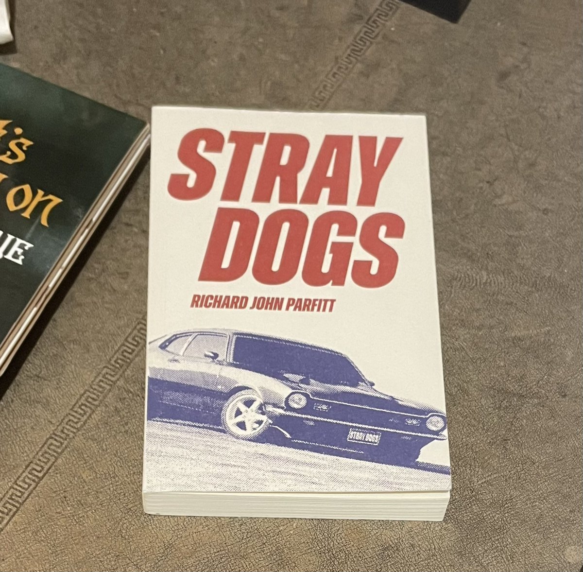 TOMORROW ♥️
BCwmbran, Toronto, Brutalism, hard hitting edges. and Stray Dogs