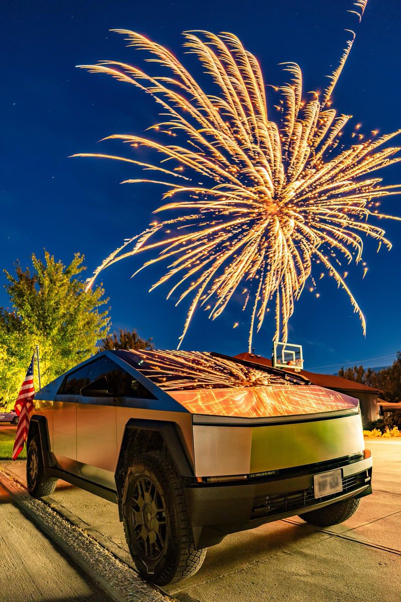 📐🇺🇸
📸Justin Brazda