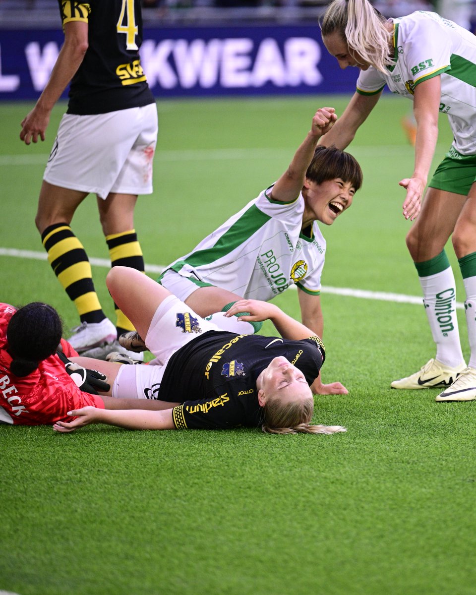 Debut 😀
Derbybalja ✅

Grattis, Suzu!

#Bajen