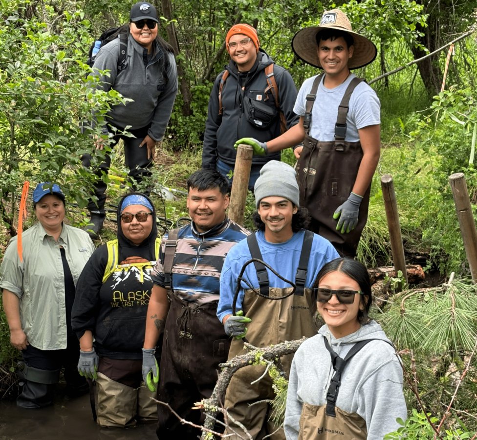5 HU students are back from a two-week People of the Big River trip connecting with experts in WA and OR to study a blend of Western science and traditional ecosystem knowledge. 

Read their blogs! Visit the link and click on their names bit.ly/3VRoLjS