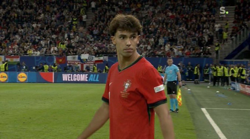 BHa11y's tweet photo. Barca fans… are you sure you still want him?

#joaofelix #Portugaltickets #portugal #ronaldo #EURO2024 https://t.co/e38tJws05o