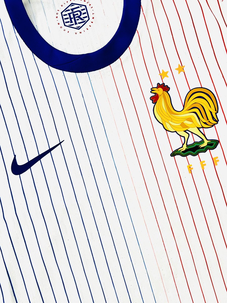 MrLukeJohnston's tweet image. On a positive note, at least we get to see this kit for a bit longer in the tournament… #France🇫🇷 #Euro2024