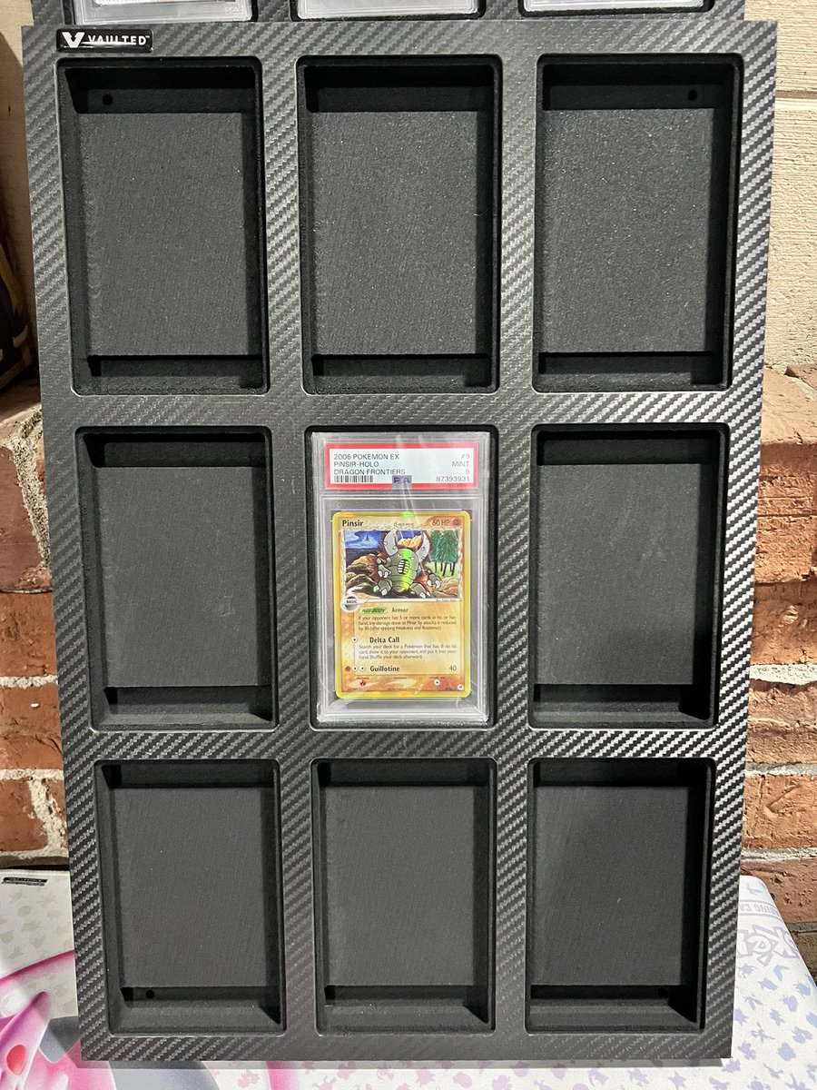 MikeysRetro's tweet image. 🎇 July giveaway! 🎆 

These Valuted slab displays are so cool so I got an extra to giveaway! 

Will come with the PSA 9 Pinsir!

To enter:
Follow ✅ 
Retweet ✅ 
Optional: go checkout @vaultedcollect &amp;amp; tag some friends!

Winner selected August 1st!
US only