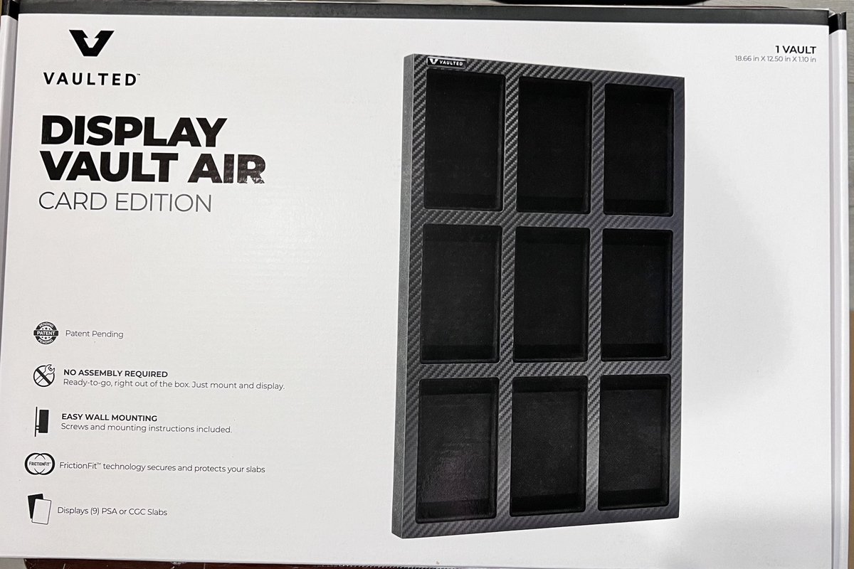 MikeysRetro's tweet image. 🎇 July giveaway! 🎆 

These Valuted slab displays are so cool so I got an extra to giveaway! 

Will come with the PSA 9 Pinsir!

To enter:
Follow ✅ 
Retweet ✅ 
Optional: go checkout @vaultedcollect &amp;amp; tag some friends!

Winner selected August 1st!
US only