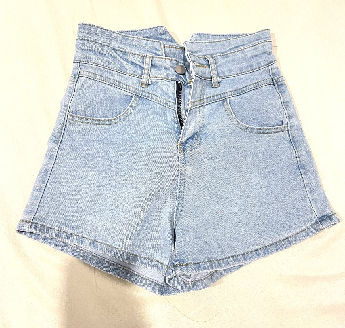 HENGshopp's tweet photo. เอว25-26 70฿ https://t.co/XGONkVW25A